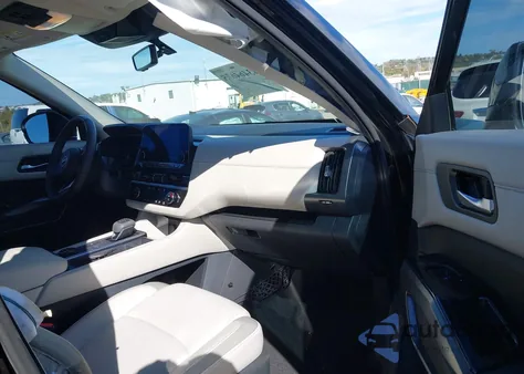 2023 Nissan Pathfinder Sl 4Wd z USA, uszkodzony, nr VIN 5N1DR3CD1PC231548